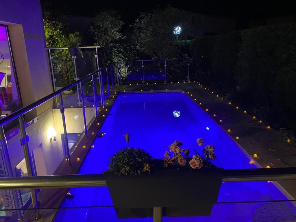Privatunterkunft Villa Elimia Piscine Privee & Chauffee *