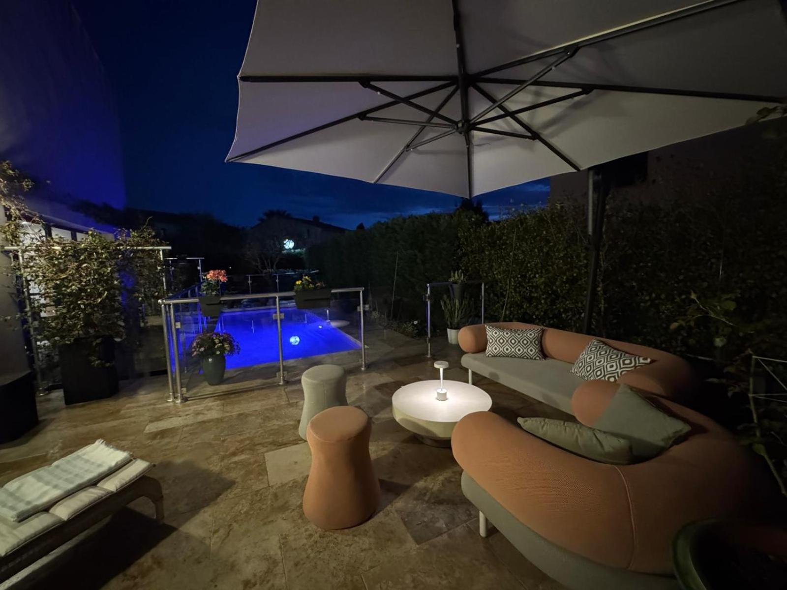 Homestay Villa Elimia Piscine Privee & Chauffee Antibes