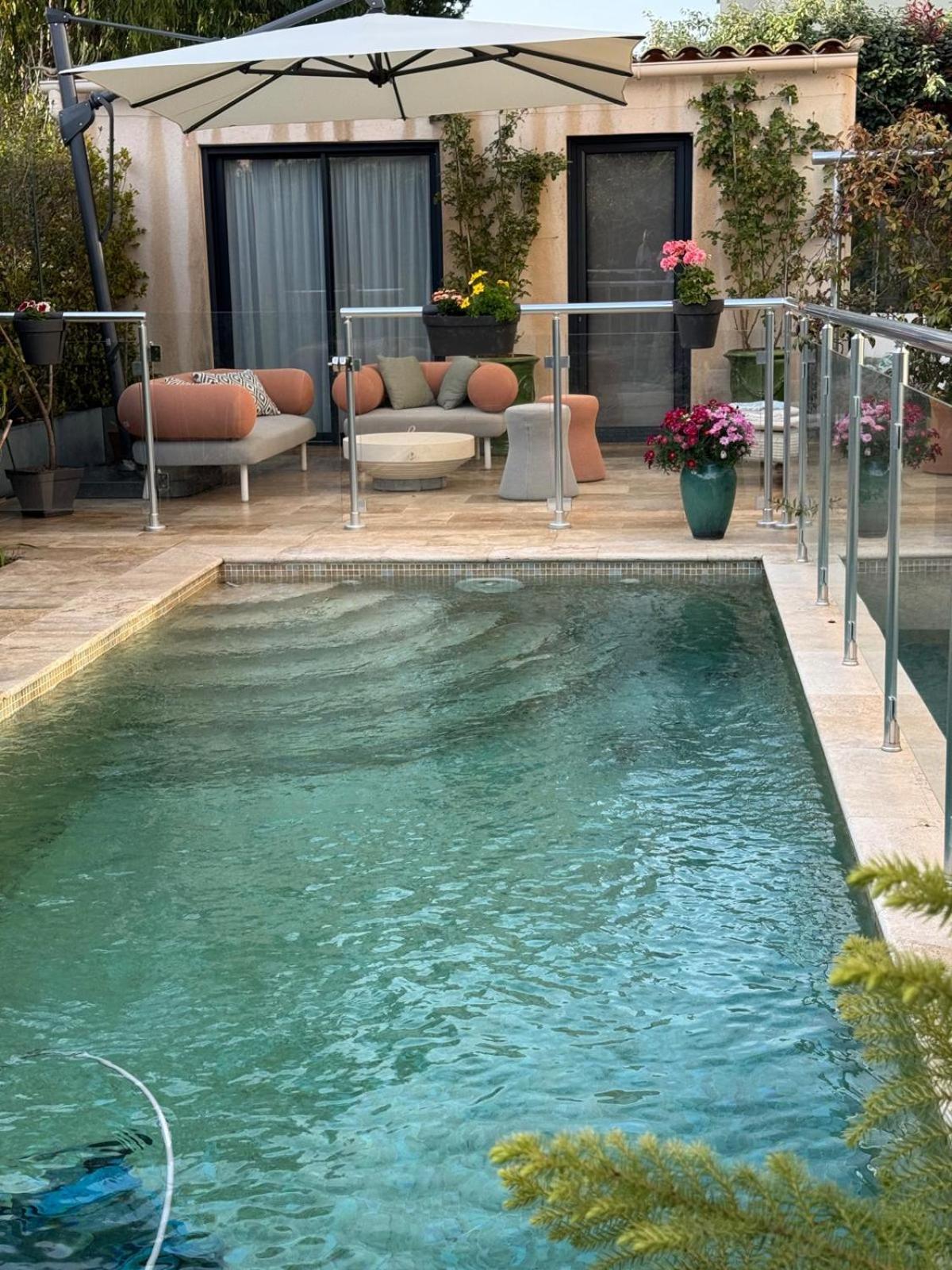 Villa Elimia Piscine Privee & Chauffee Antibes