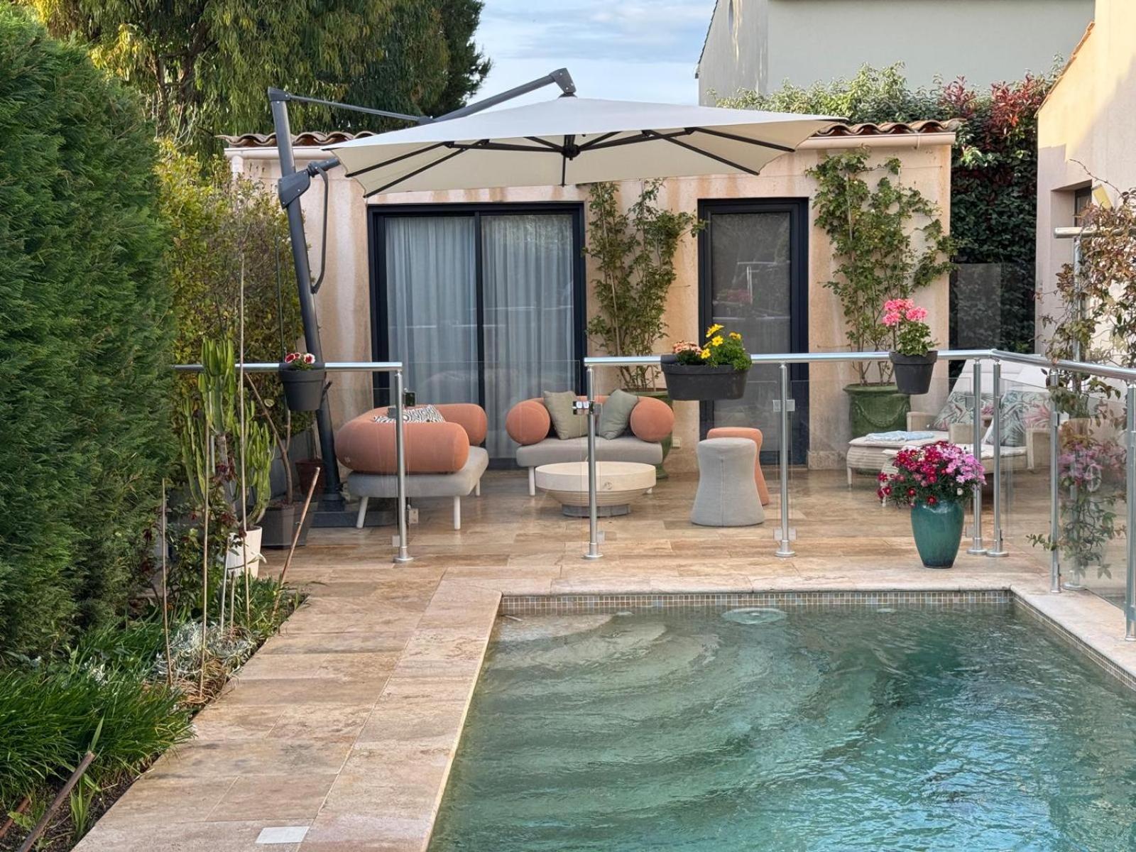 Homestay Villa Elimia Piscine Privee & Chauffee